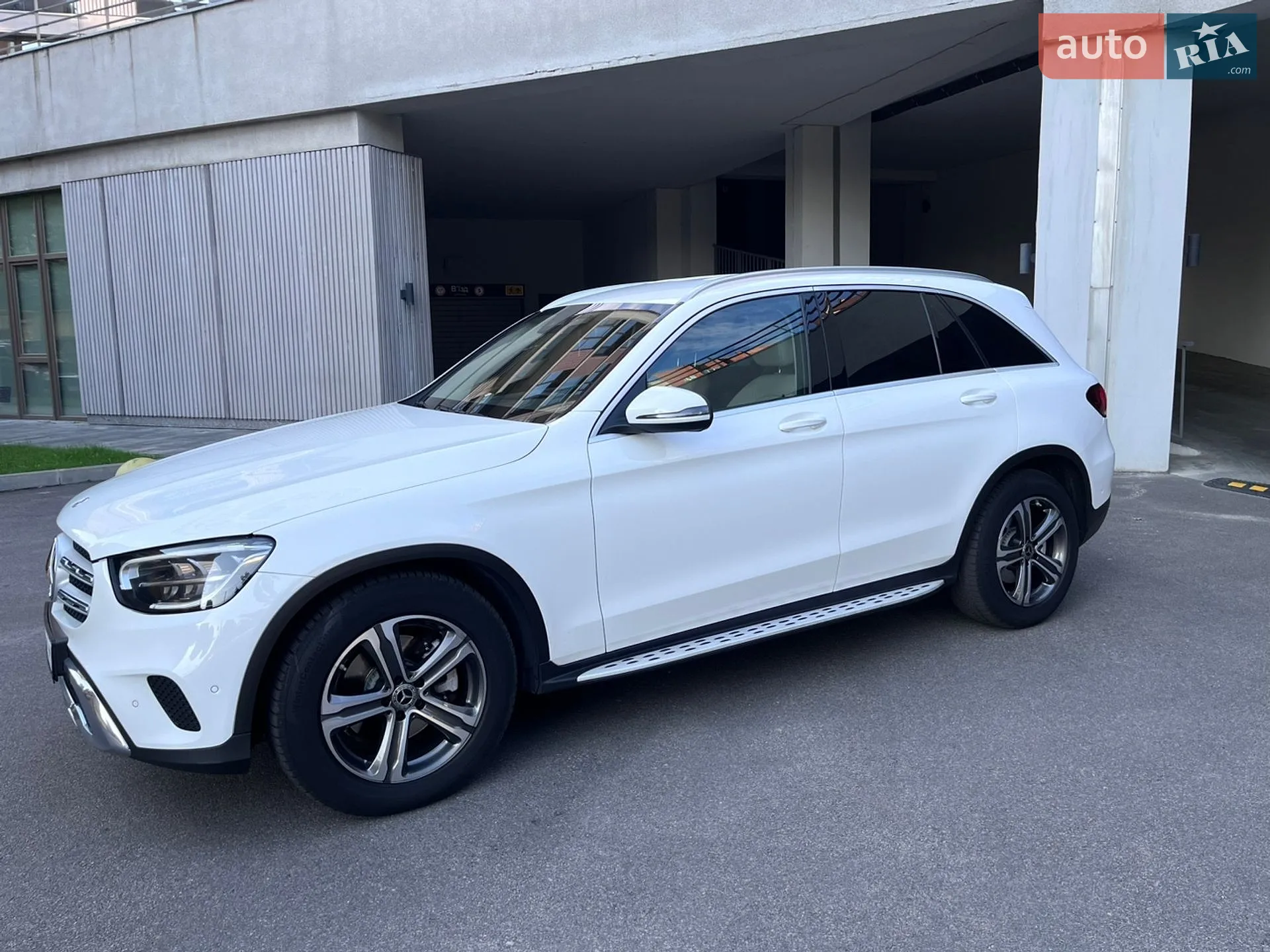 2021 Mercedes-Benz GLC - мініатюра 15