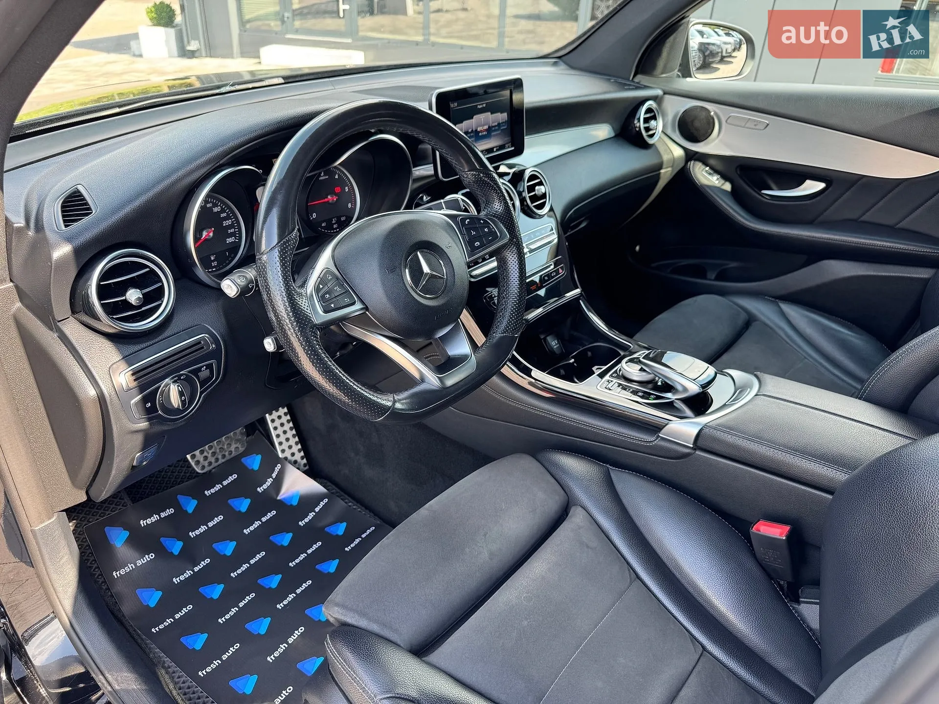 2018 Mercedes-Benz GLC - мініатюра 18