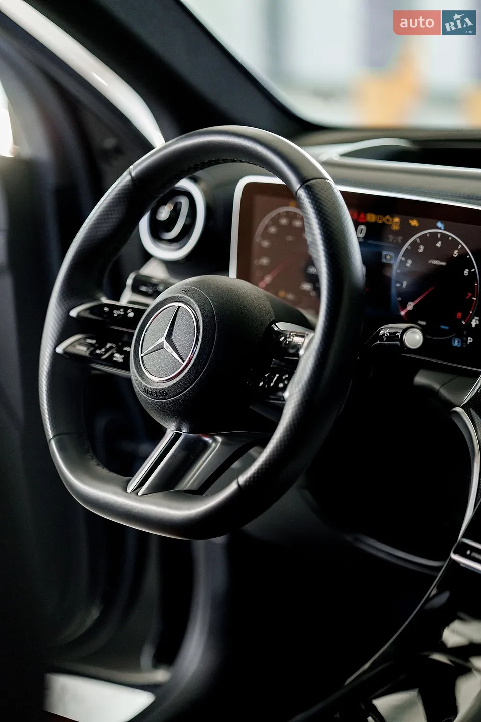 2023 Mercedes-Benz GLC - мініатюра 14