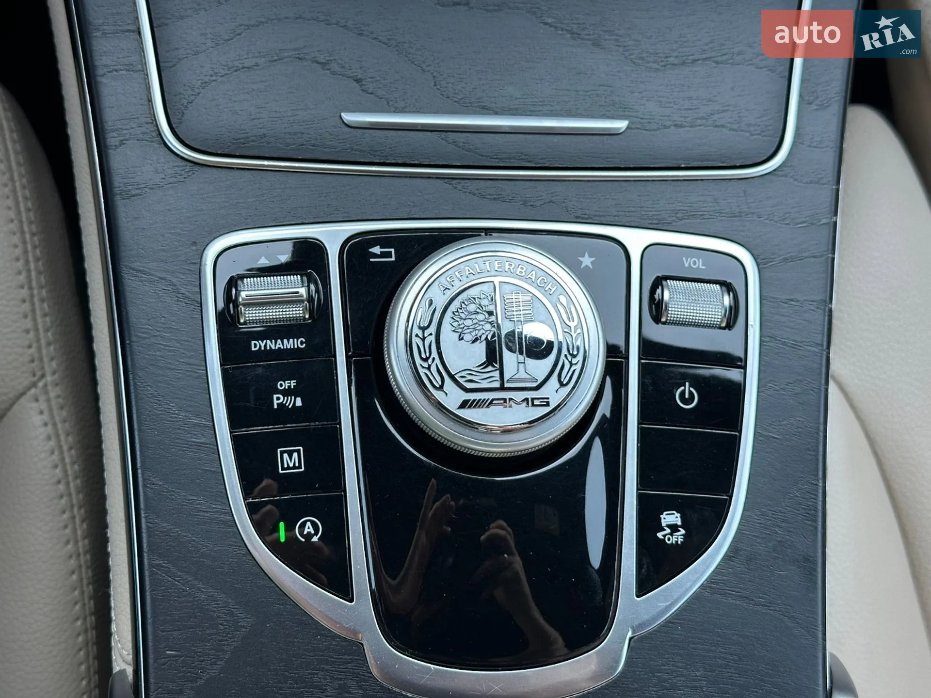 2017 Mercedes-Benz GLC - мініатюра 41