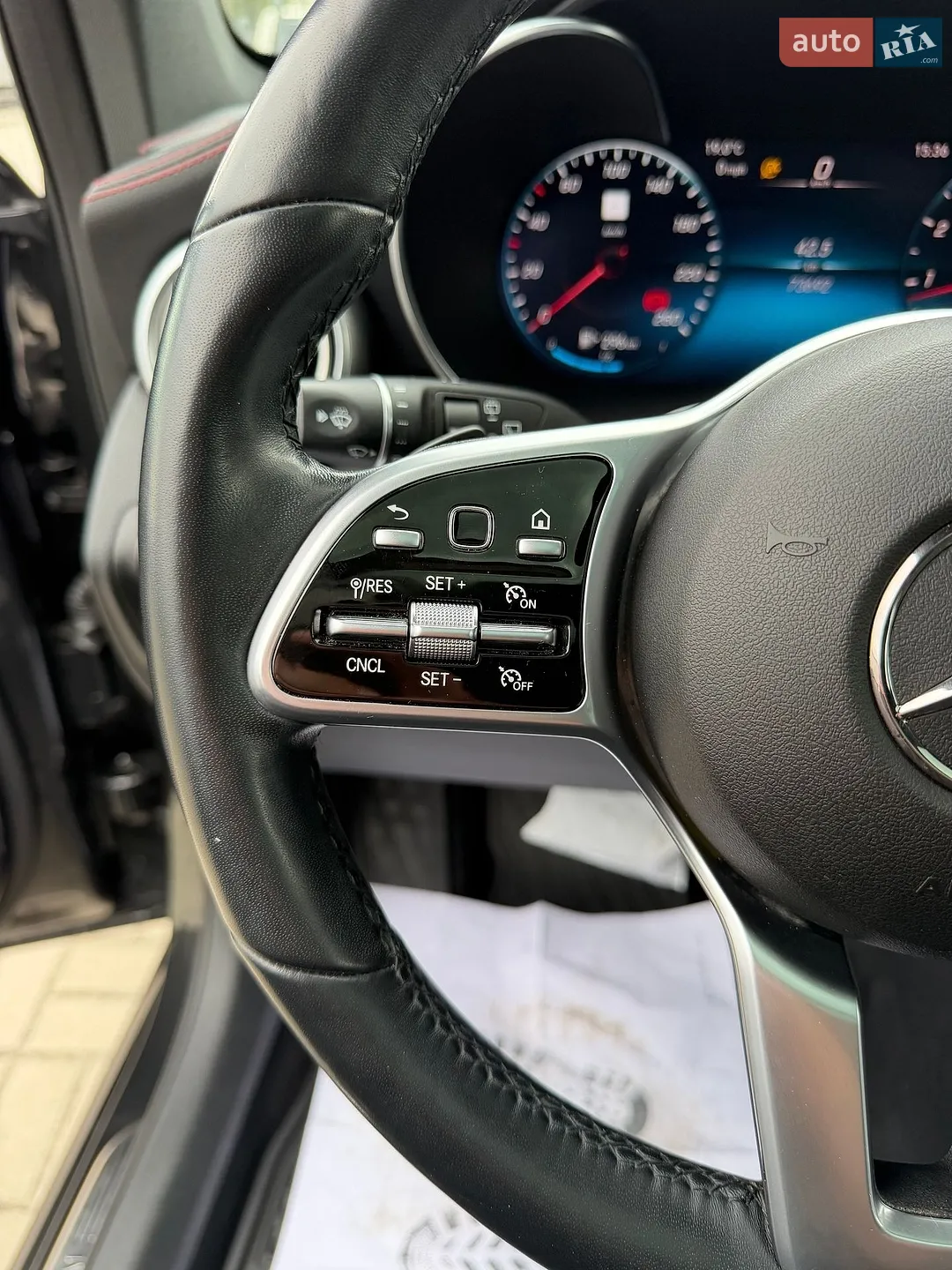2021 Mercedes-Benz GLC - мініатюра 20
