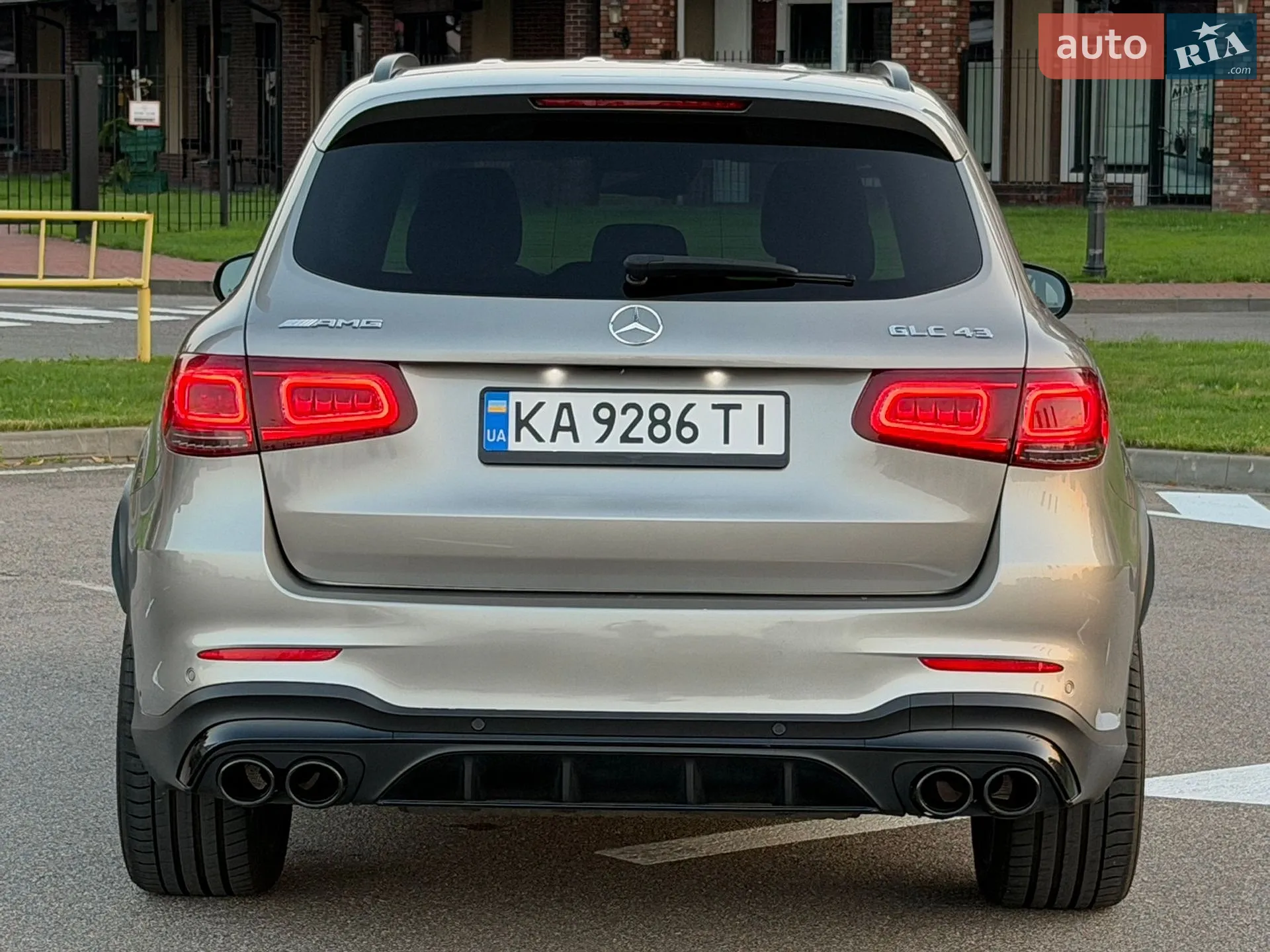 2019 Mercedes-Benz GLC - мініатюра 11