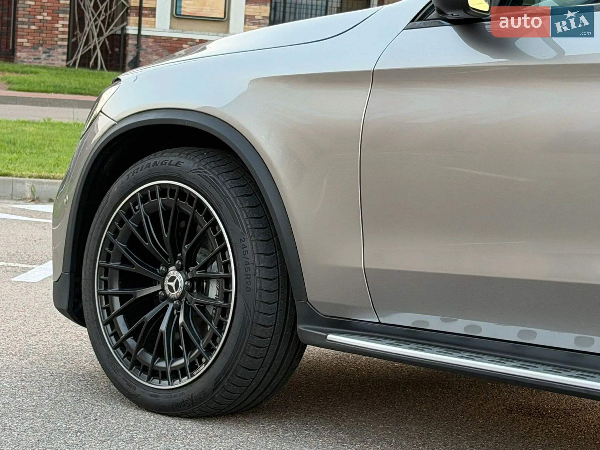 2019 Mercedes-Benz GLC - мініатюра 19