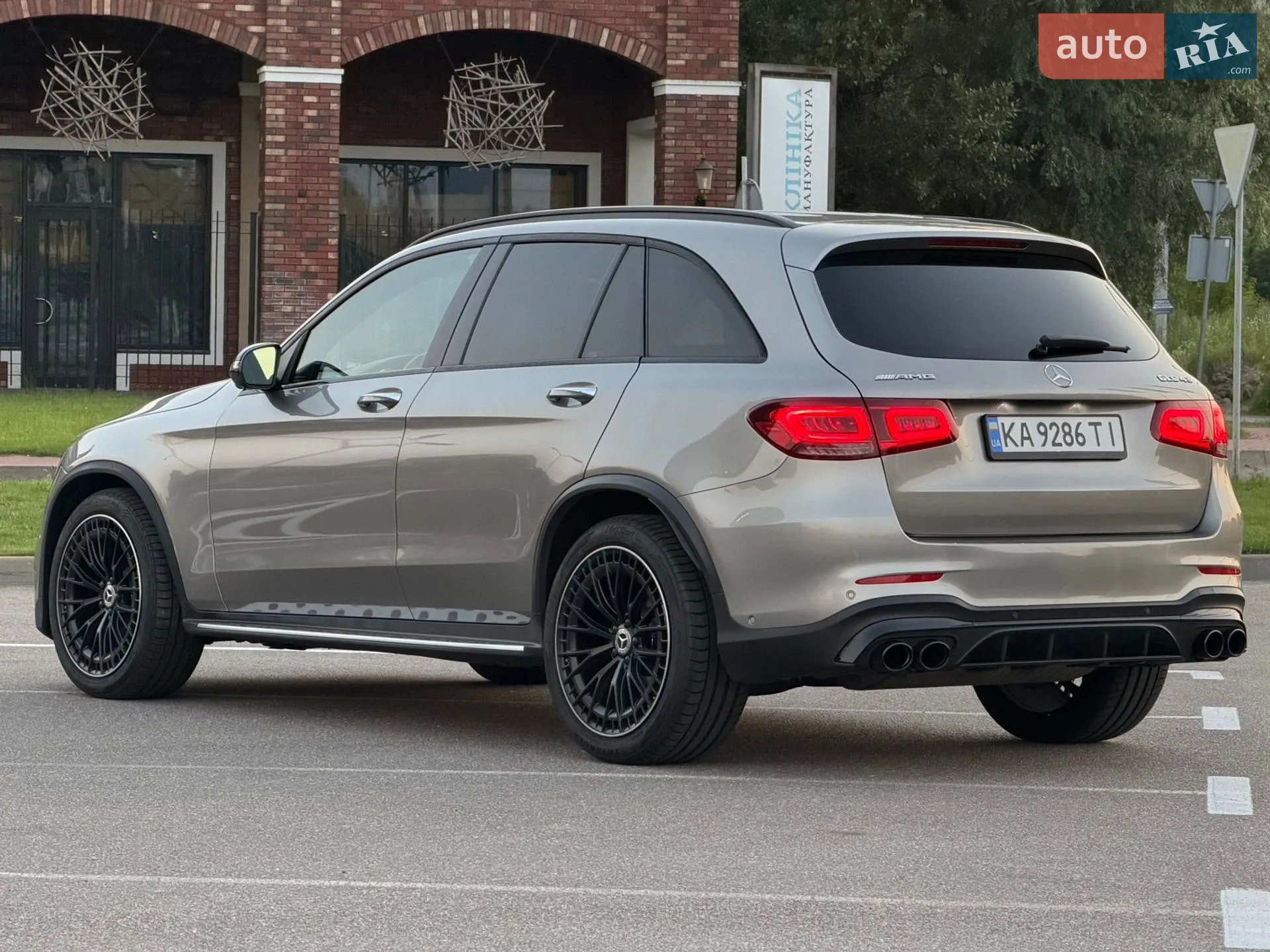 2019 Mercedes-Benz GLC - мініатюра 10