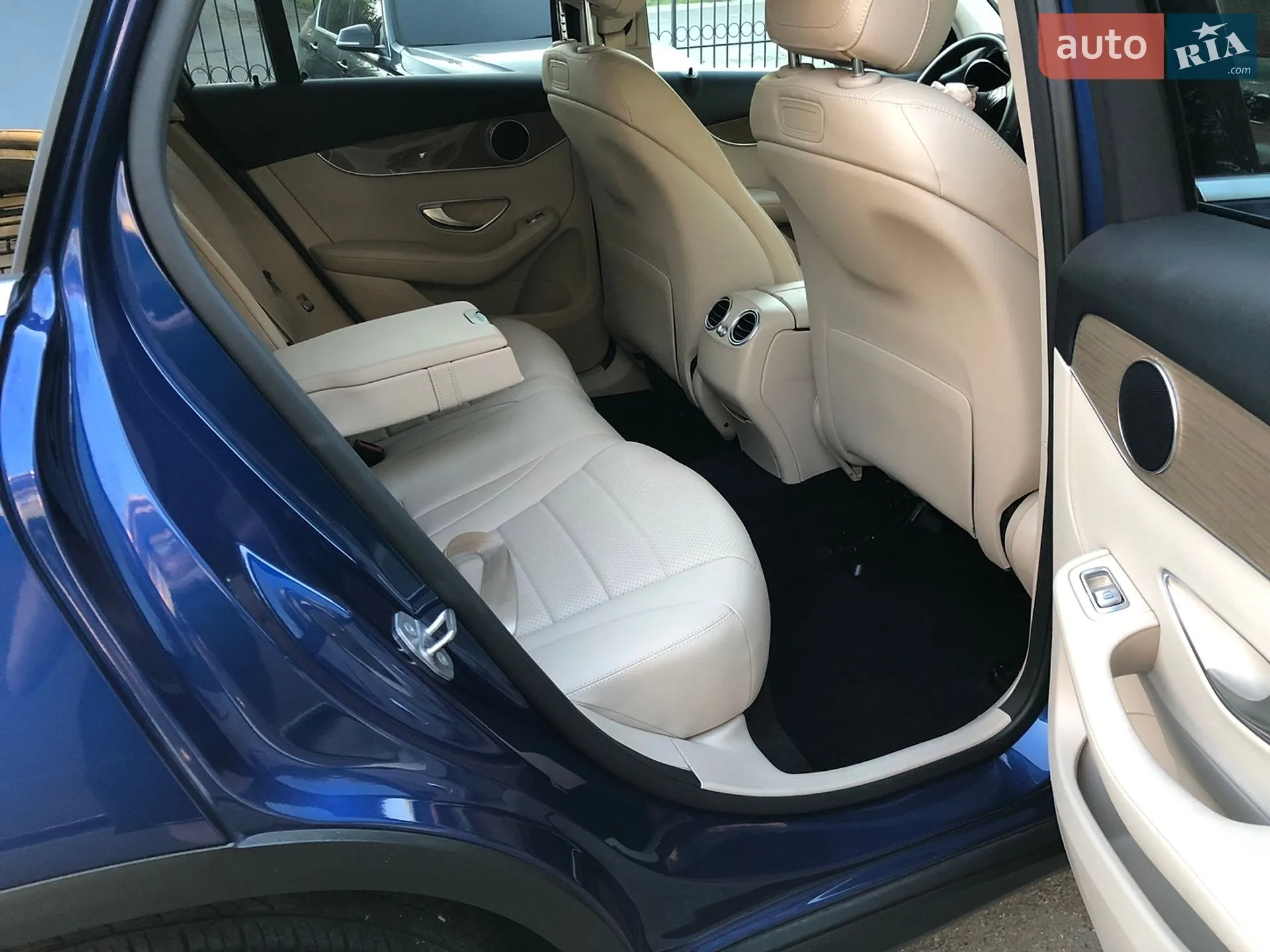 2018 Mercedes-Benz GLC - мініатюра 56