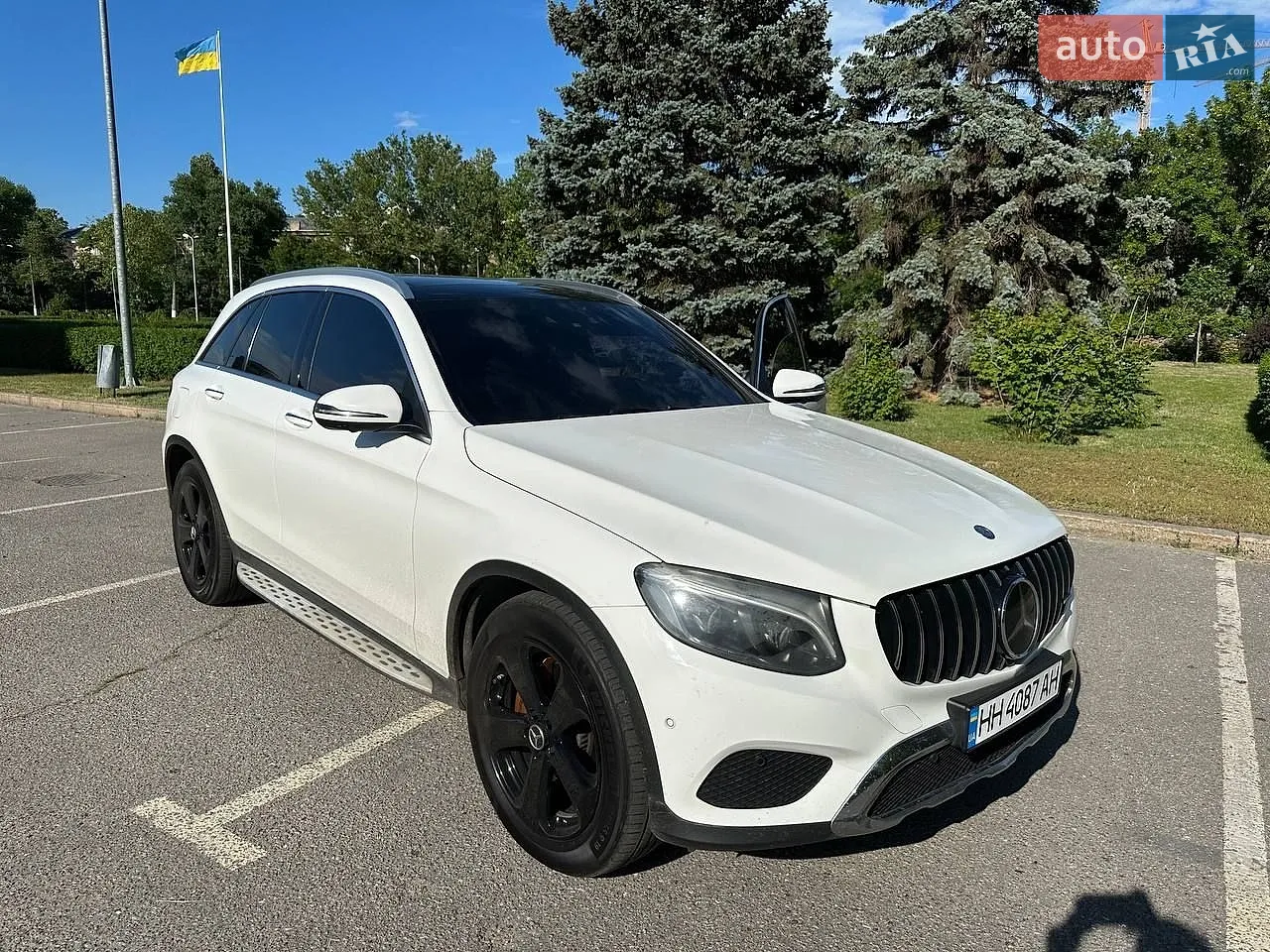 2016 Mercedes-Benz GLC - мініатюра 24