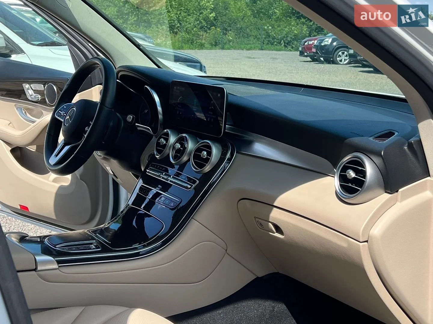 2021 Mercedes-Benz GLC - мініатюра 22