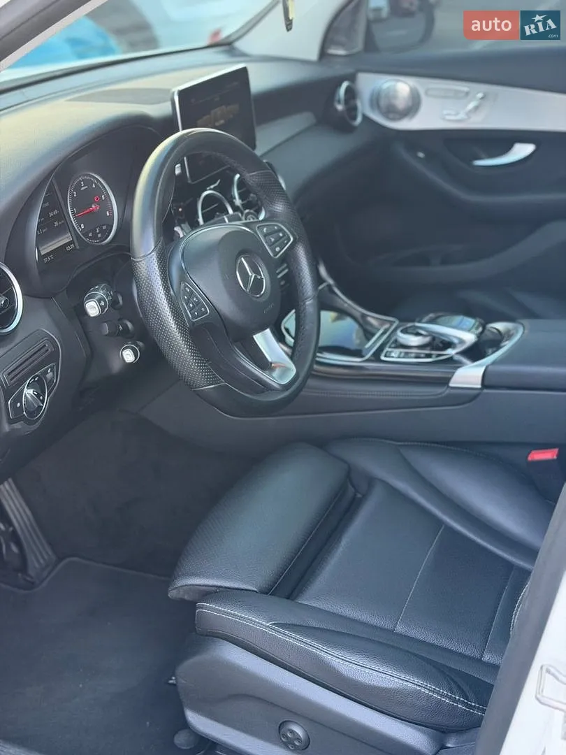 2016 Mercedes-Benz GLC - мініатюра 24