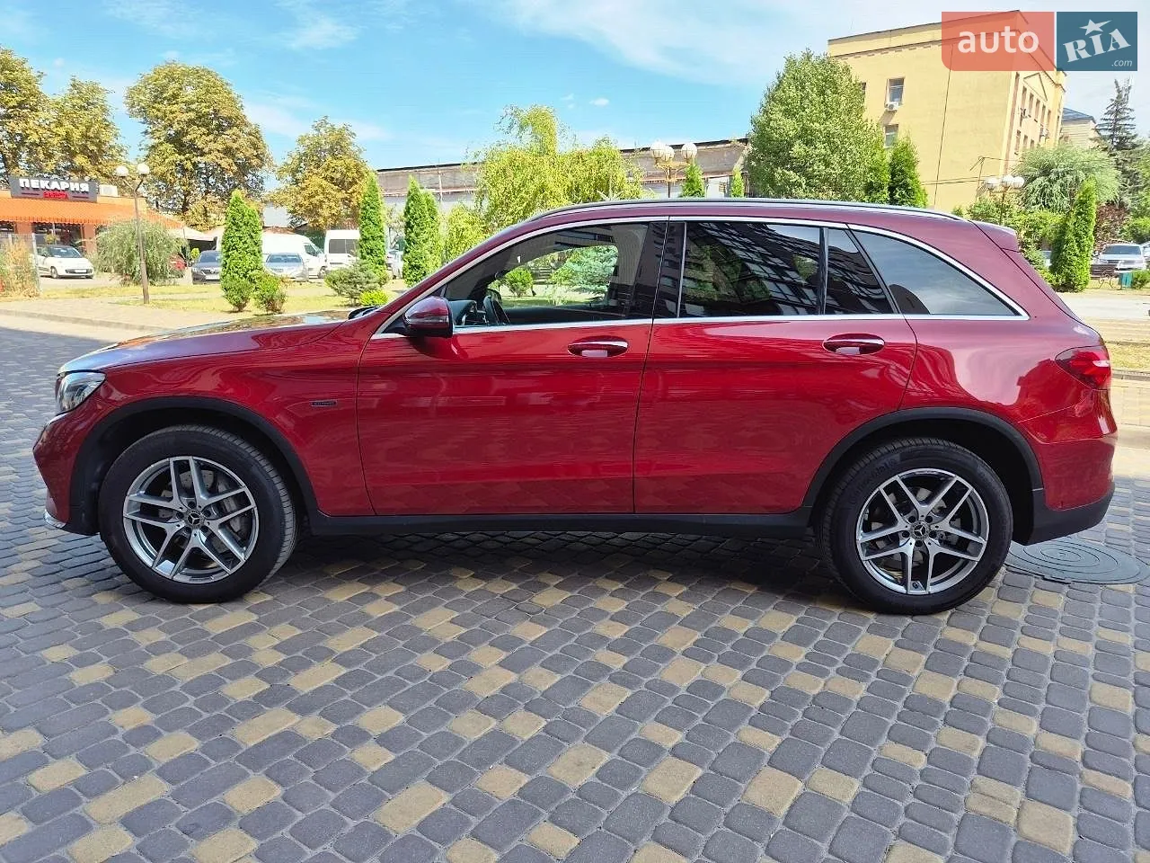 2018 Mercedes-Benz GLC - мініатюра 25