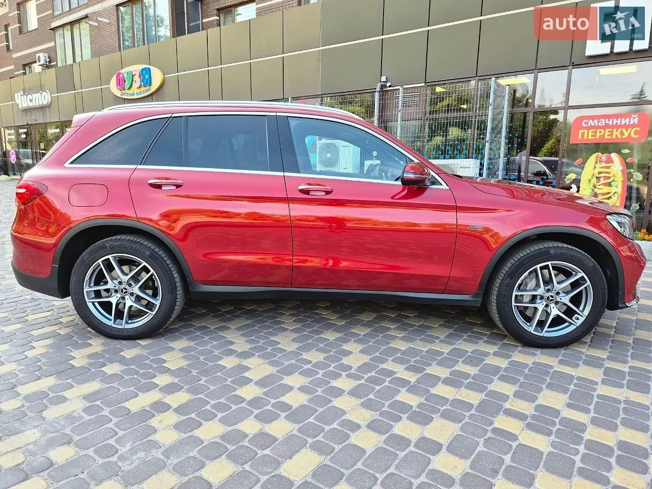 2018 Mercedes-Benz GLC - мініатюра 34