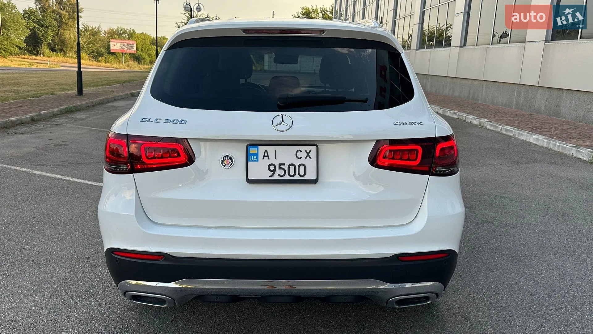 2022 Mercedes-Benz GLC - мініатюра 13