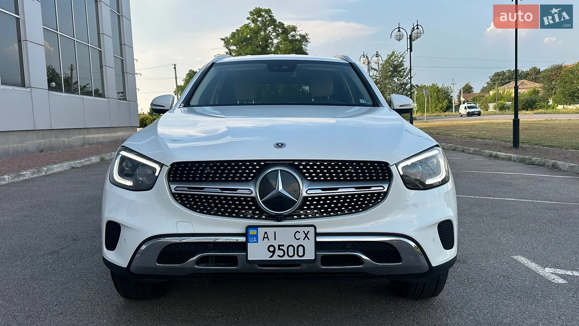 2022 Mercedes-Benz GLC - мініатюра 2
