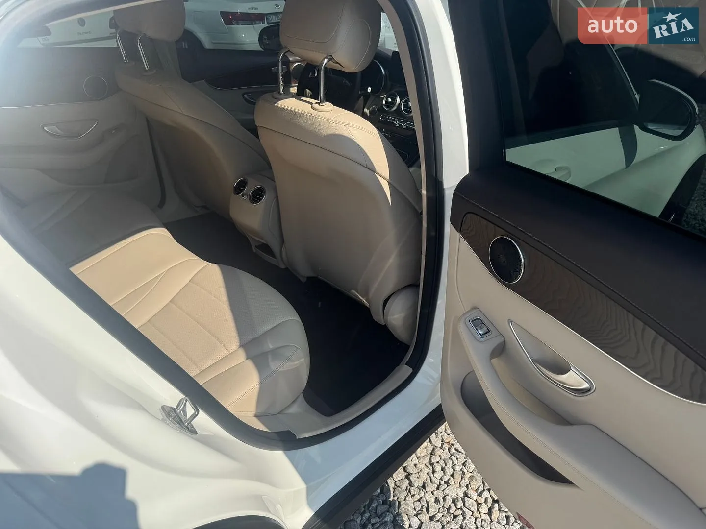 2018 Mercedes-Benz GLC - мініатюра 18