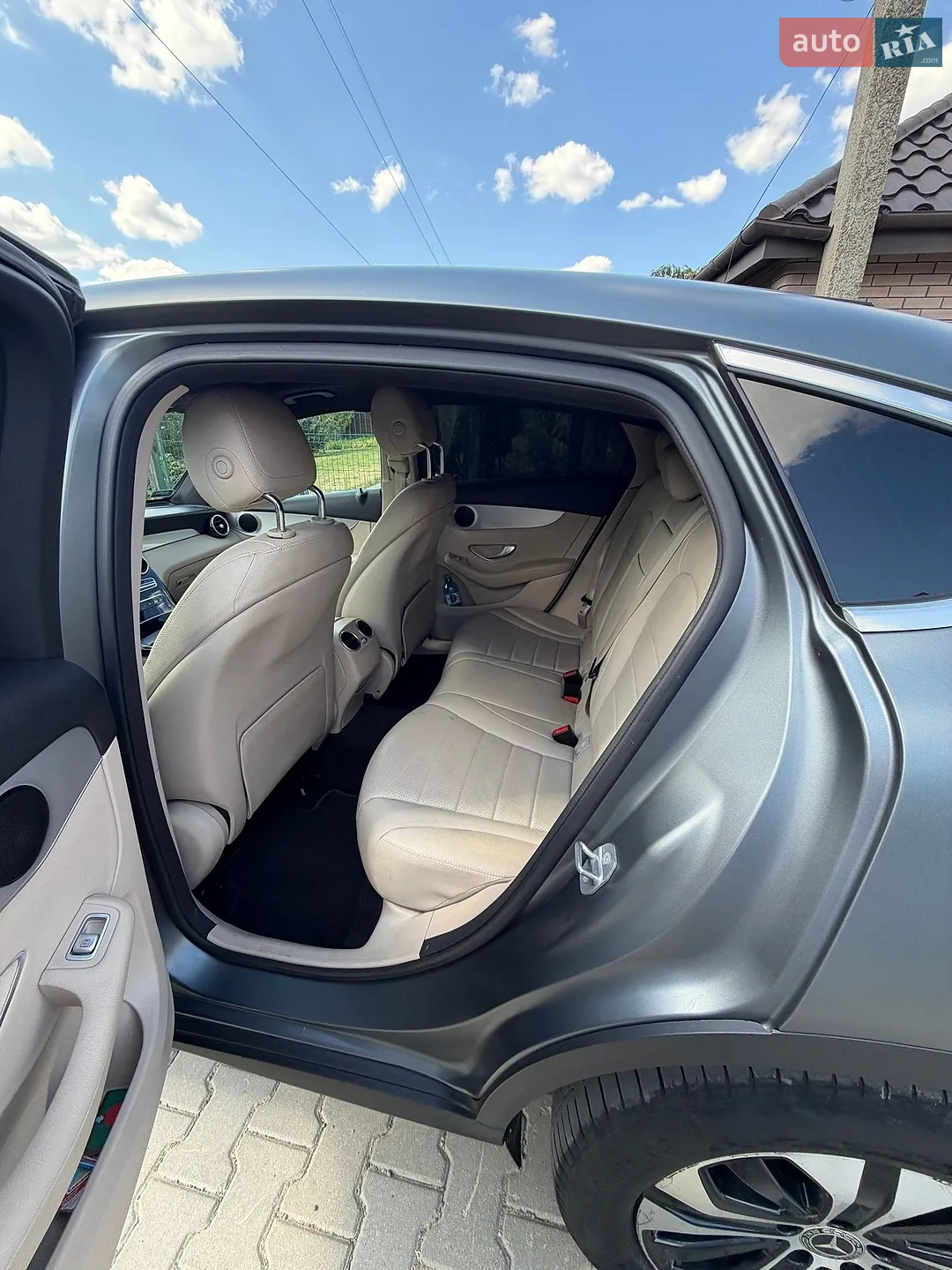 2019 Mercedes-Benz GLC - мініатюра 11