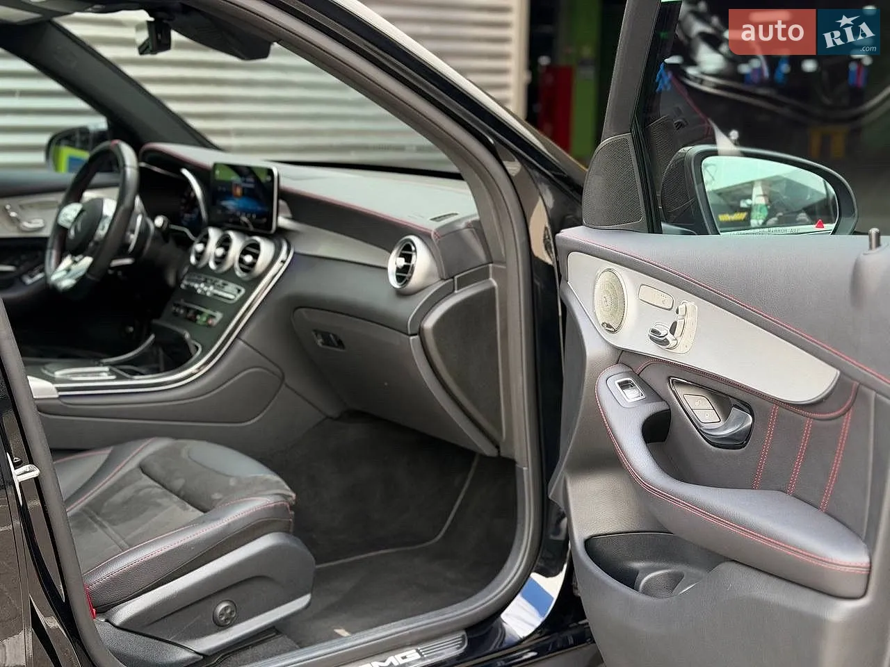 2021 Mercedes-Benz GLC - мініатюра 17