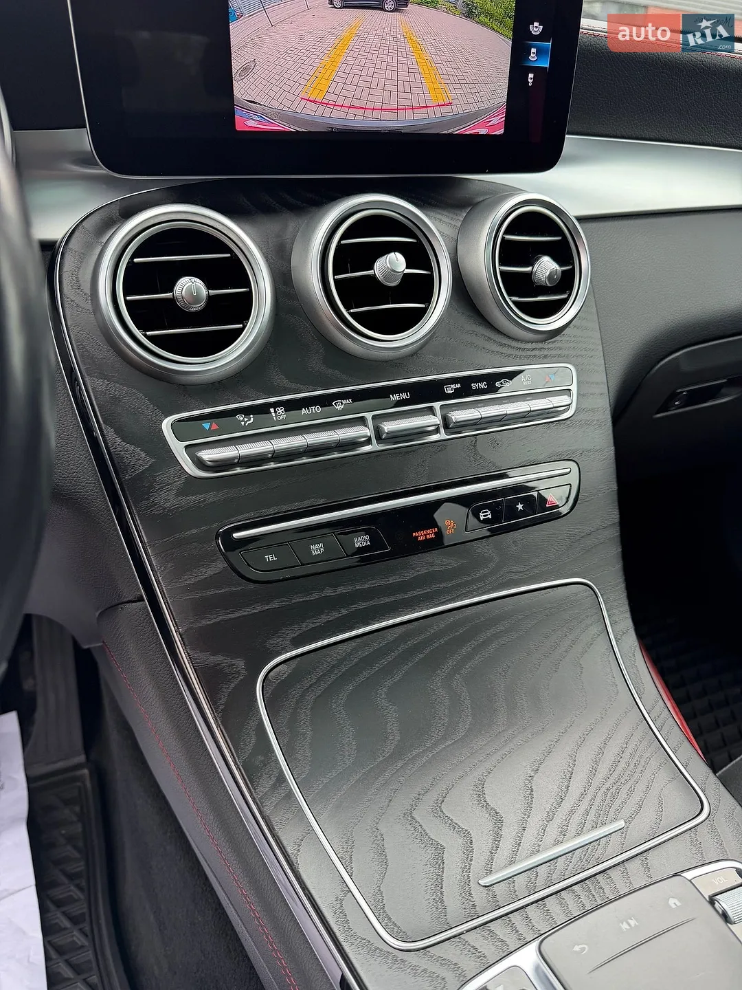 2021 Mercedes-Benz GLC - мініатюра 26