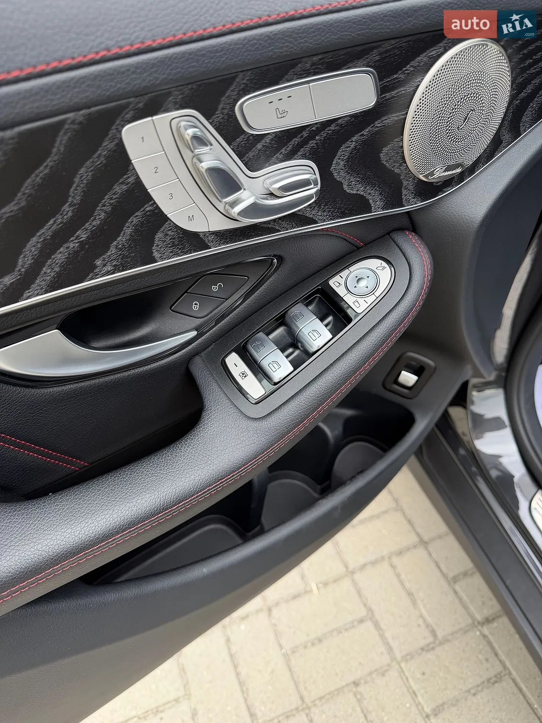 2021 Mercedes-Benz GLC - мініатюра 34