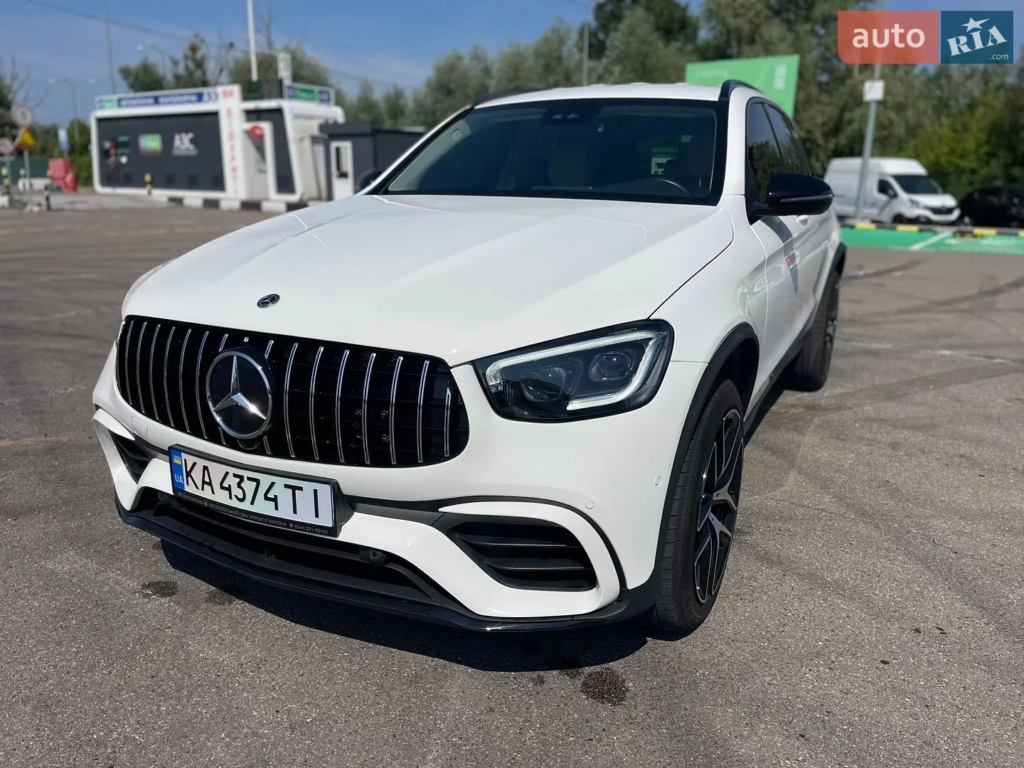 2022 Mercedes-Benz GLC - фото 1