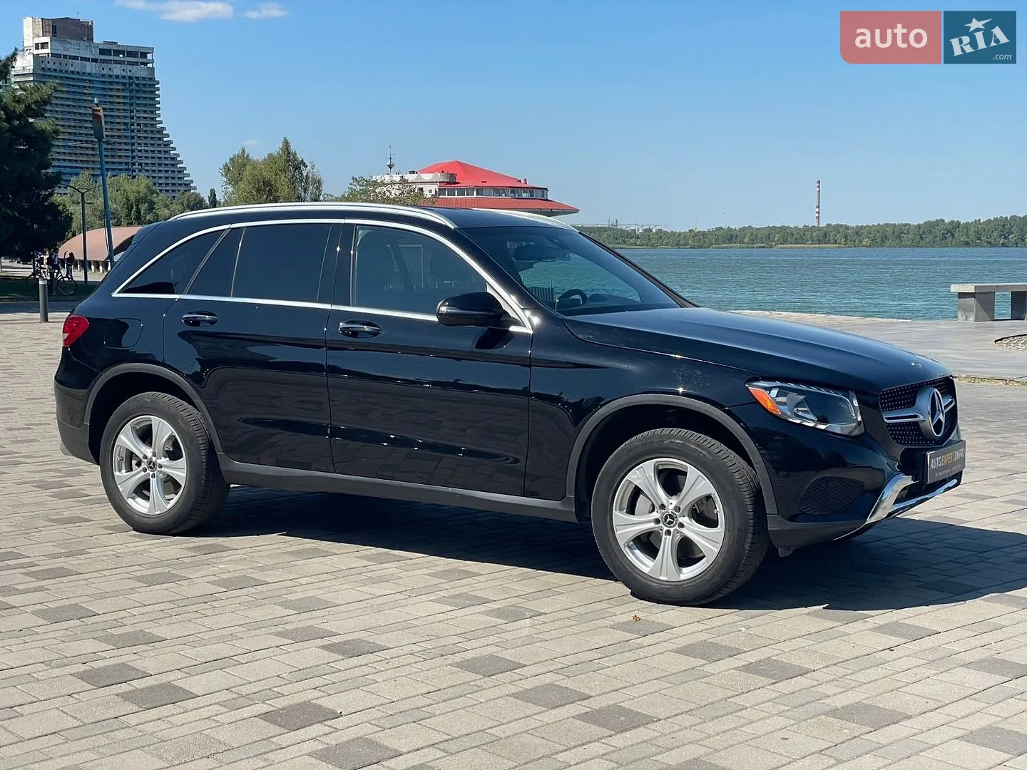2017 Mercedes-Benz GLC - мініатюра 5