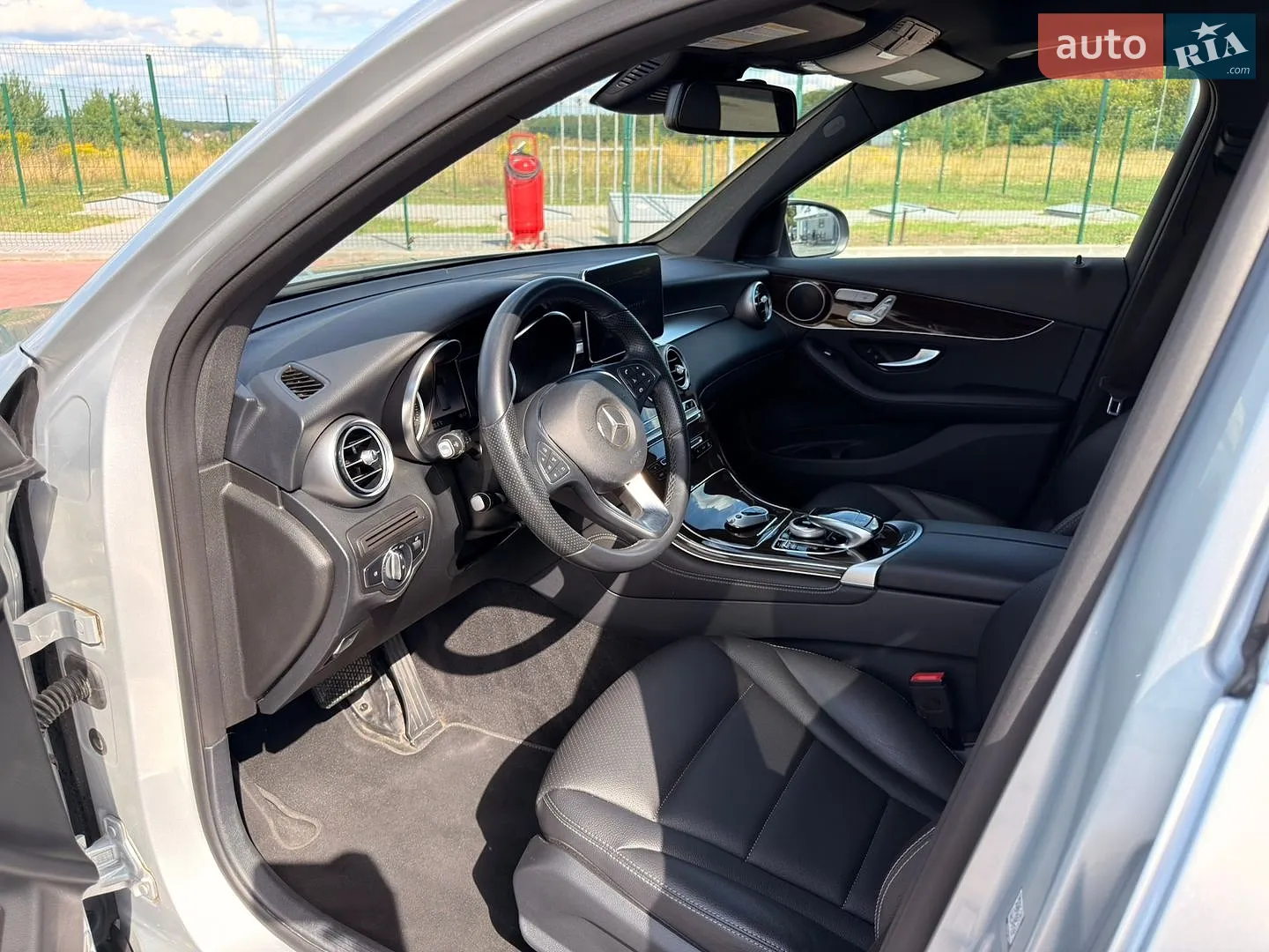 2018 Mercedes-Benz GLC - мініатюра 17