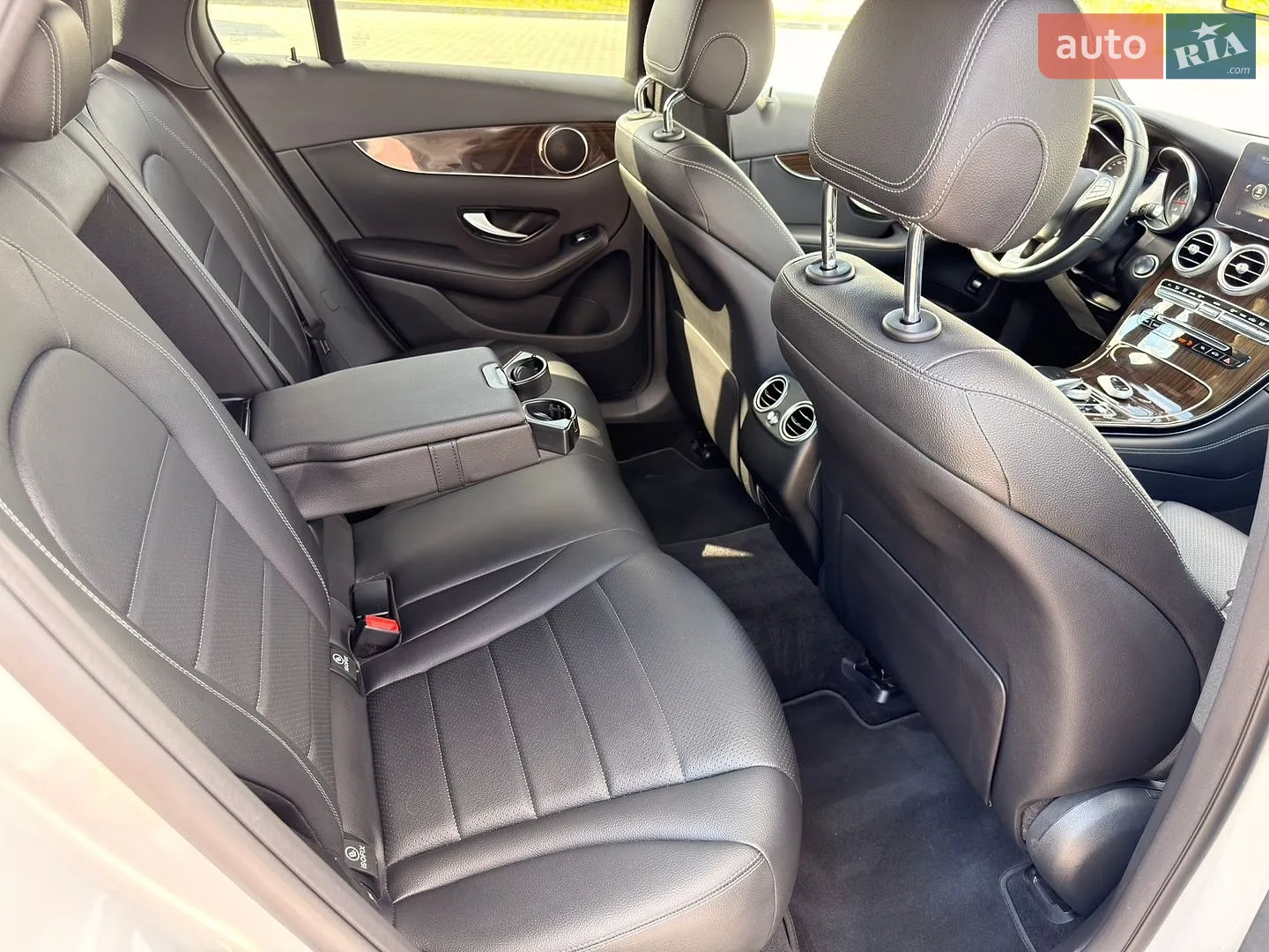 2018 Mercedes-Benz GLC - мініатюра 22