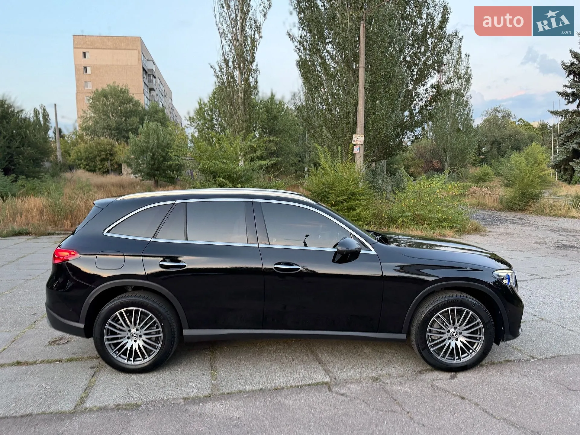 2025 Mercedes-Benz GLC - мініатюра 7