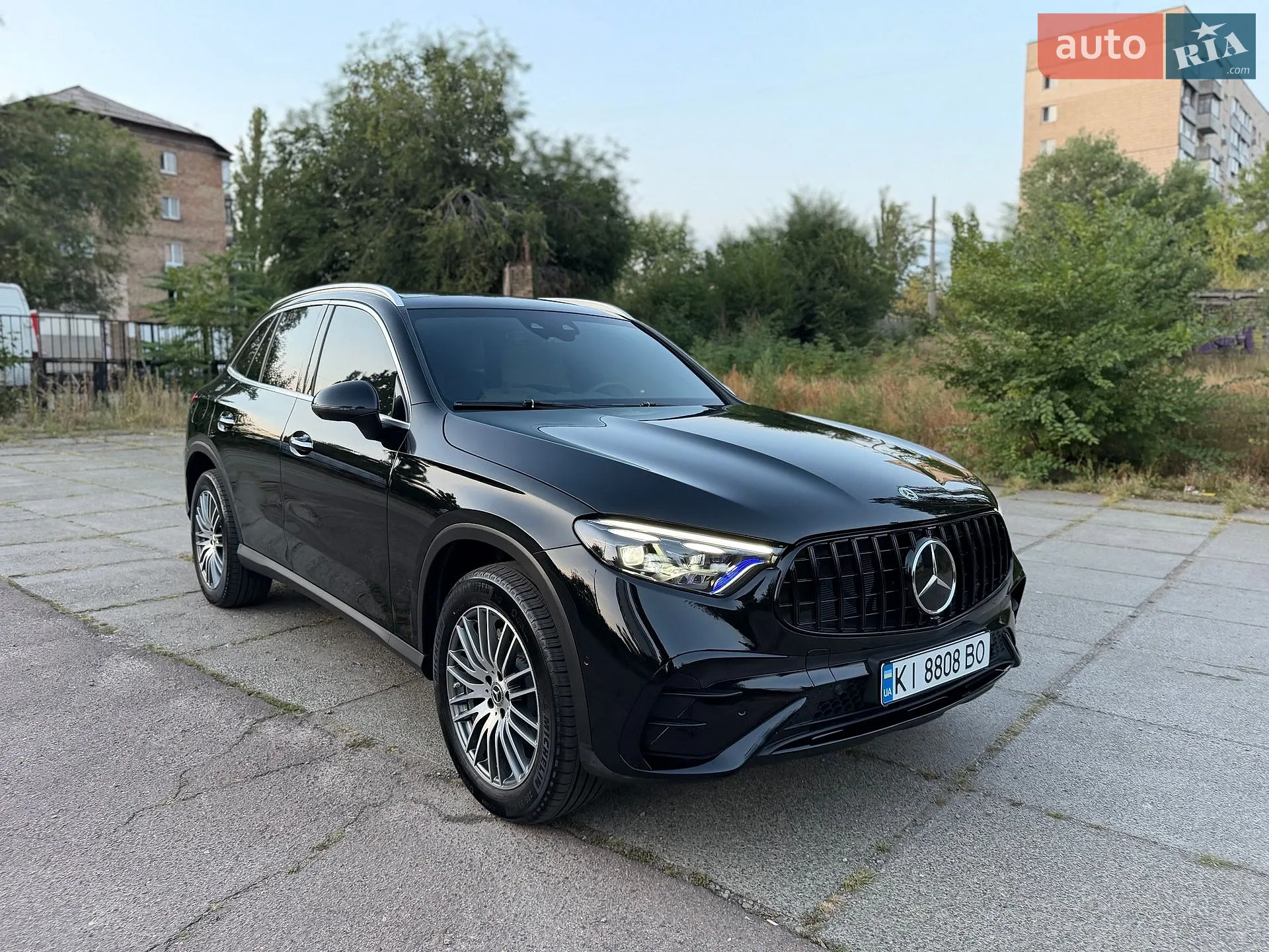 2025 Mercedes-Benz GLC - мініатюра 2