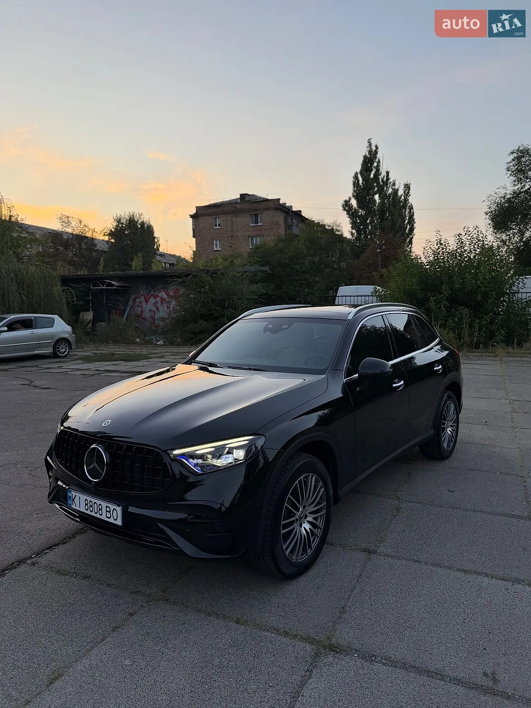 2025 Mercedes-Benz GLC - мініатюра 3