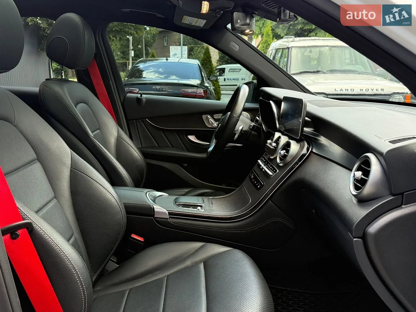 2019 Mercedes-Benz GLC - мініатюра 21