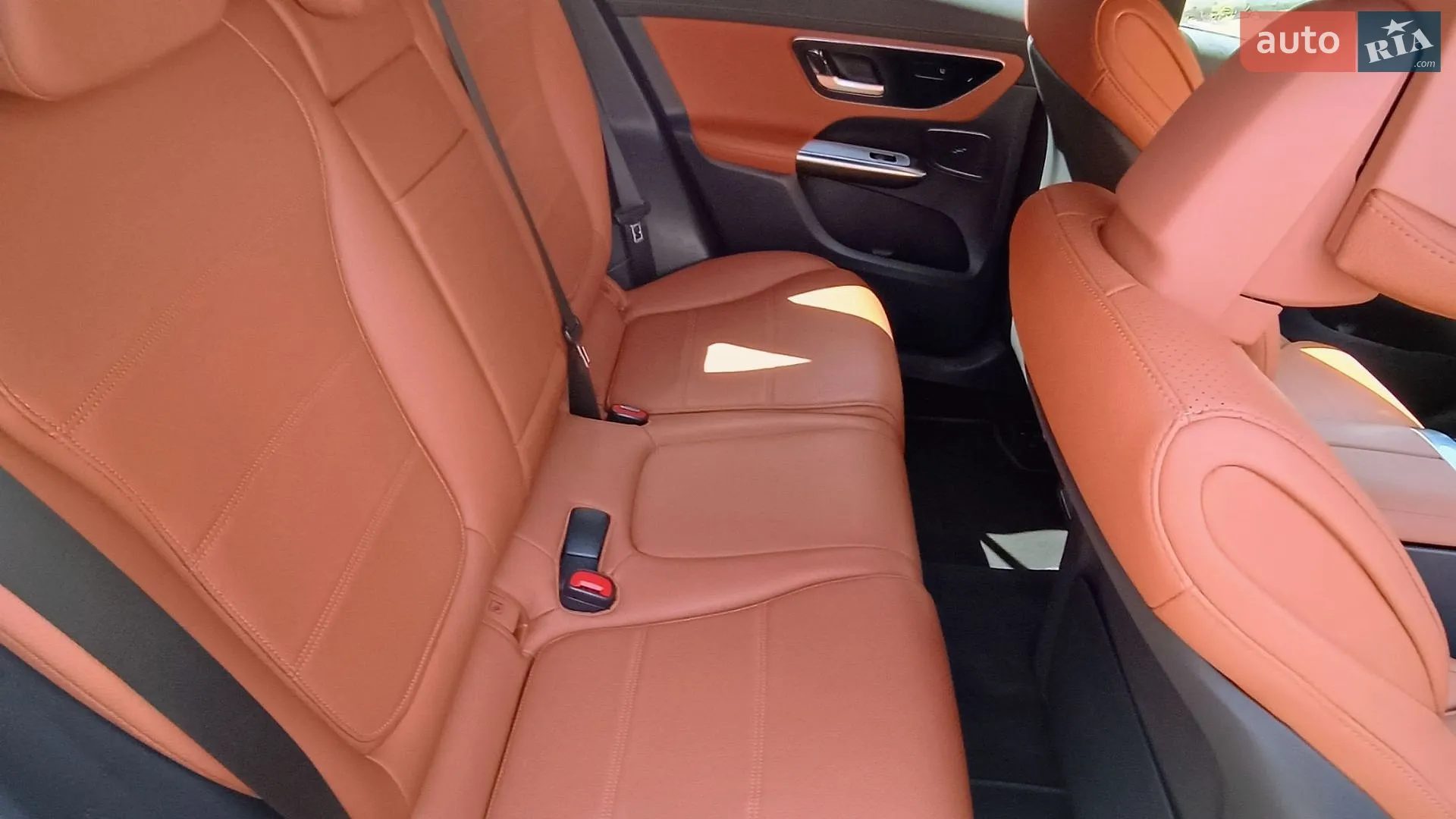 2023 Mercedes-Benz GLC - мініатюра 42