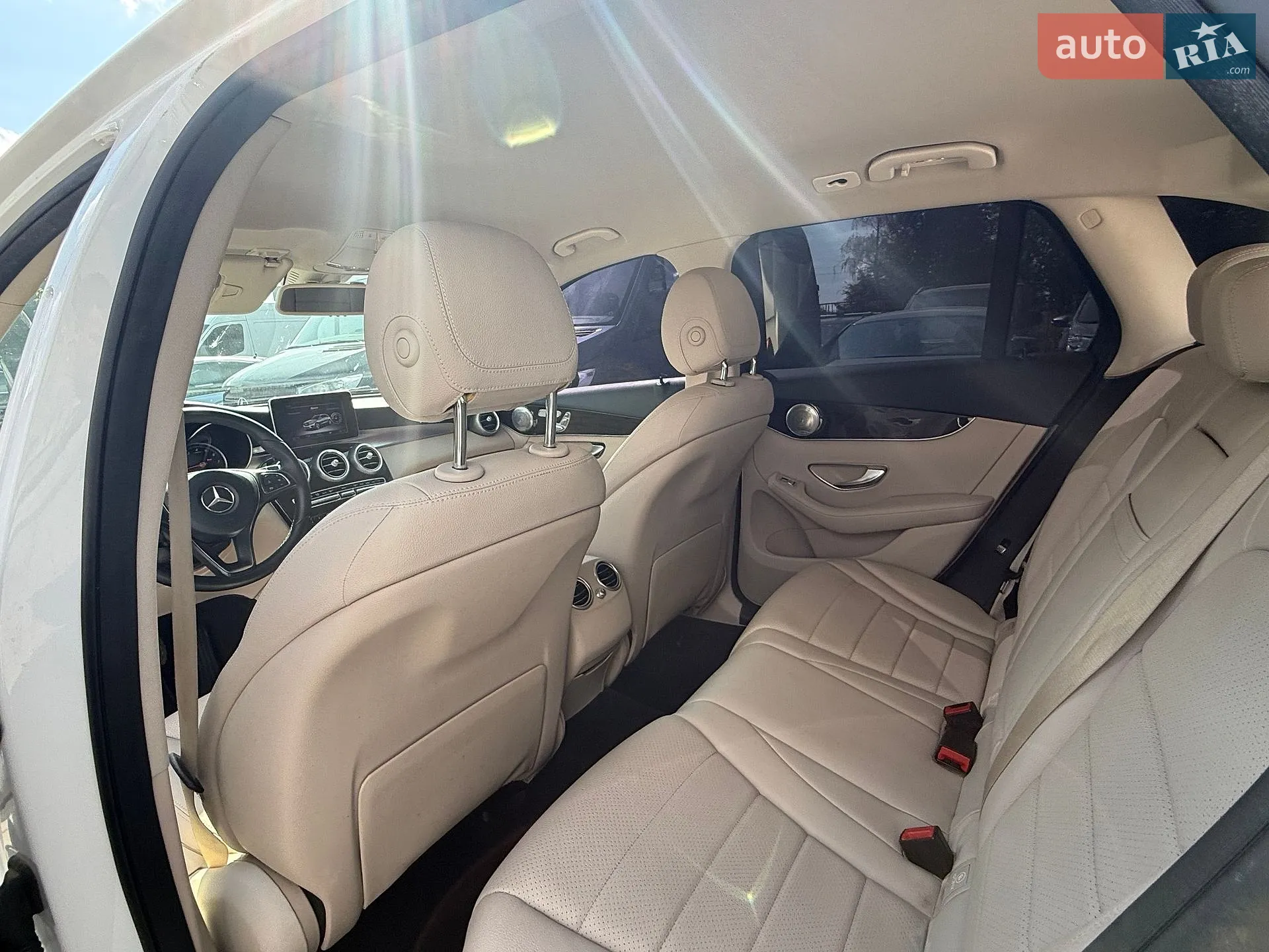 2016 Mercedes-Benz GLC - мініатюра 9