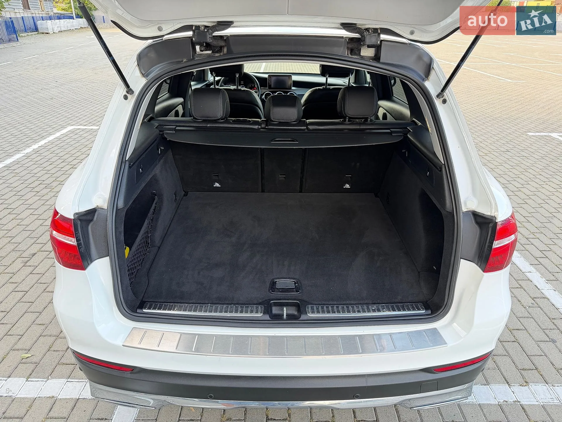 2017 Mercedes-Benz GLC - мініатюра 11