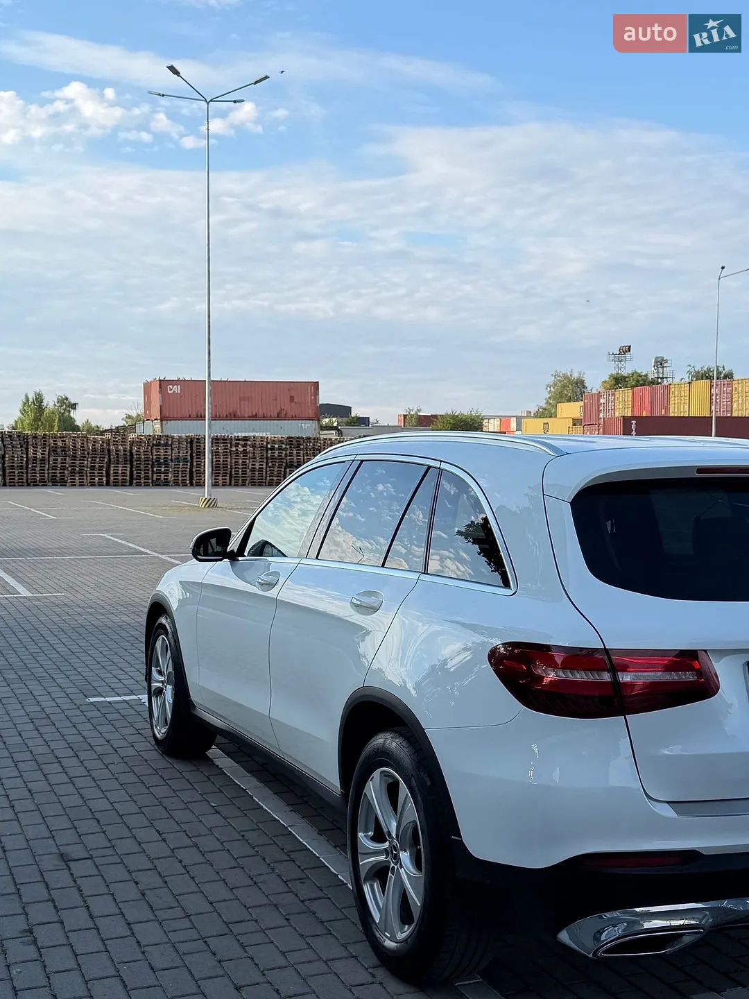 2017 Mercedes-Benz GLC - мініатюра 21