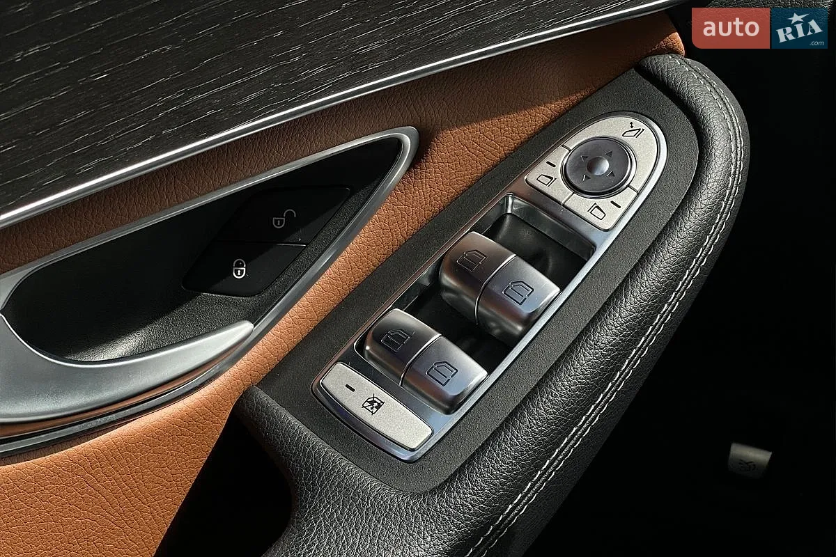 2022 Mercedes-Benz GLC - мініатюра 13