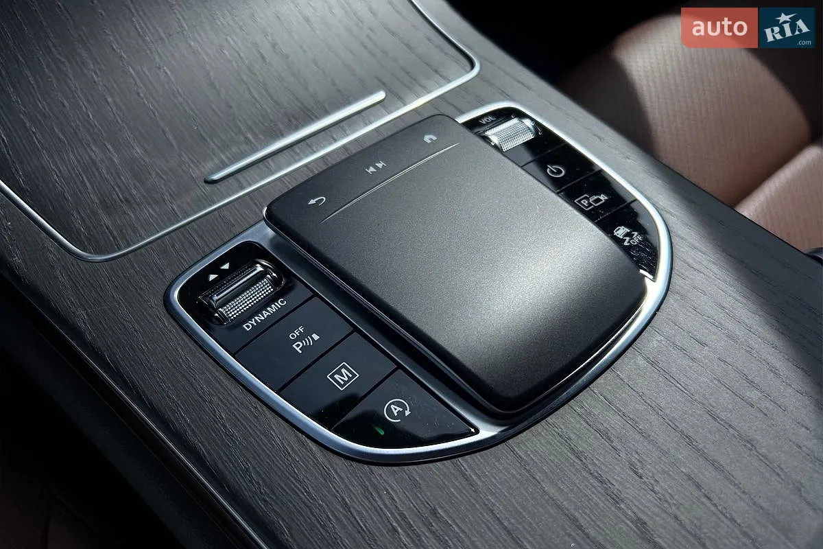 2022 Mercedes-Benz GLC - мініатюра 24