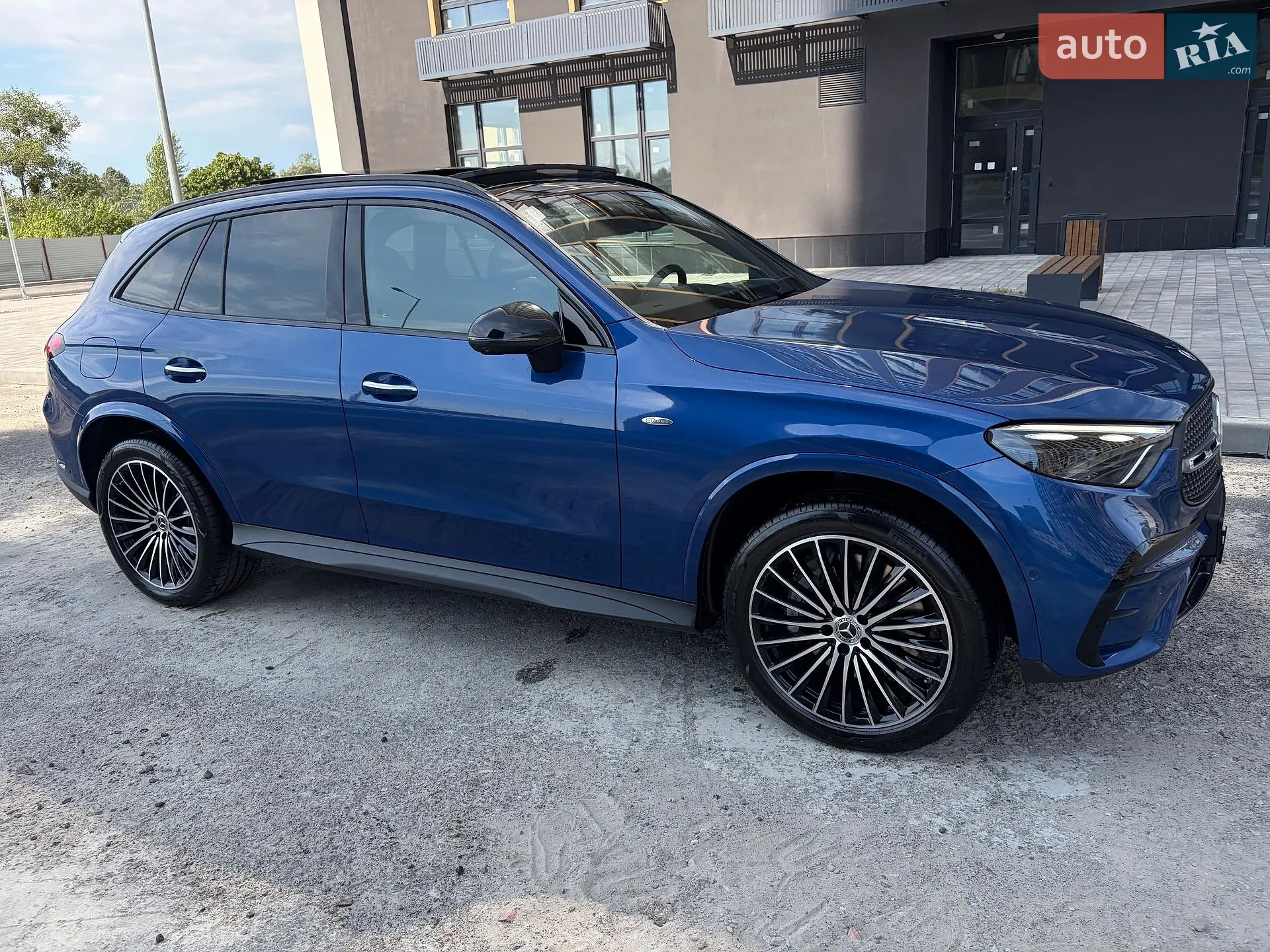 2025 Mercedes-Benz GLC - мініатюра 20