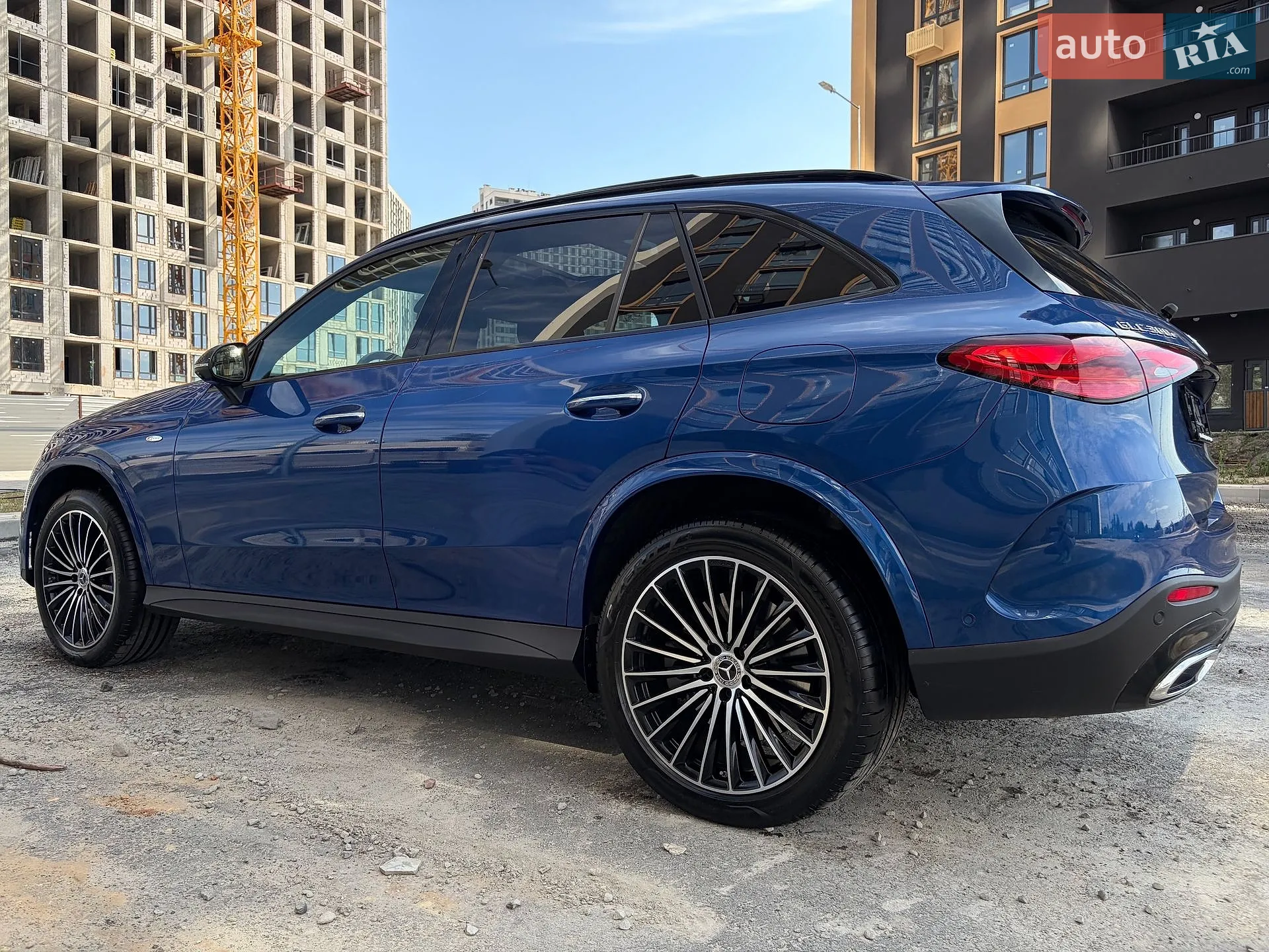 2025 Mercedes-Benz GLC - мініатюра 42