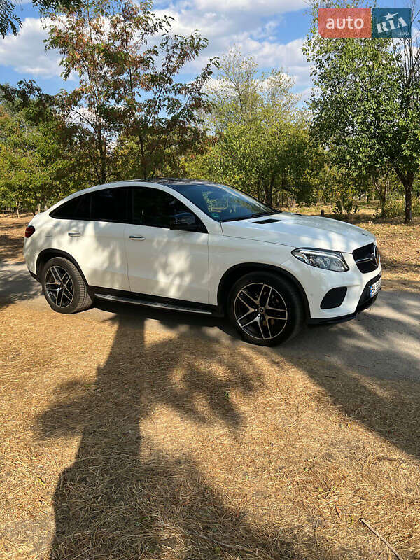 Внедорожник / Кроссовер Mercedes-Benz GLE-Class Coupe 2017 в Кропивницком фото 10 Внедорожник / Кроссовер Mercedes-Benz GLE-Class Coupe 2017 в Кропивницком