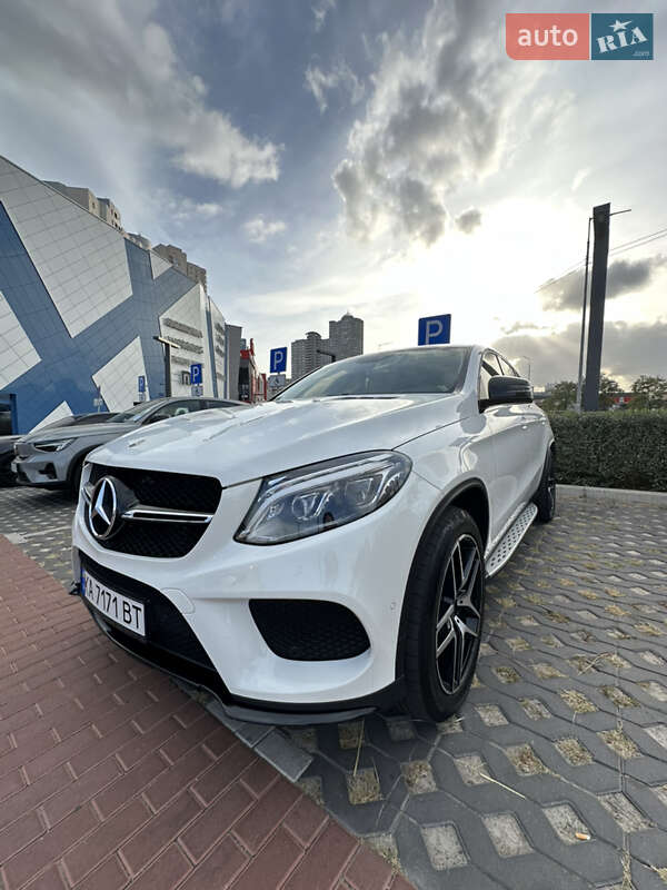 Внедорожник / Кроссовер Mercedes-Benz GLE-Class Coupe 2017 в Киеве