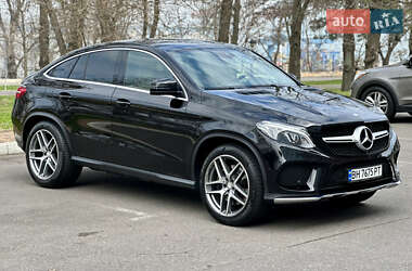Позашляховик / Кросовер Mercedes-Benz GLE-Class Coupe 2015 в 