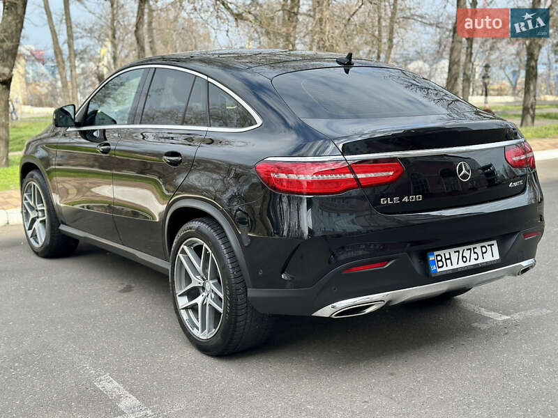Позашляховик / Кросовер Mercedes-Benz GLE-Class Coupe 2015 в Одесі
