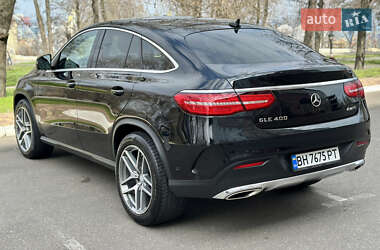 Позашляховик / Кросовер Mercedes-Benz GLE-Class Coupe 2015 в 
