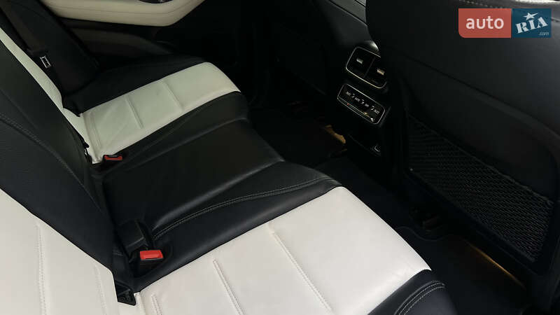 Позашляховик / Кросовер Mercedes-Benz GLE-Class Coupe 2020 в Львові фото 53 Позашляховик / Кросовер Mercedes-Benz GLE-Class Coupe 2020 в Львові