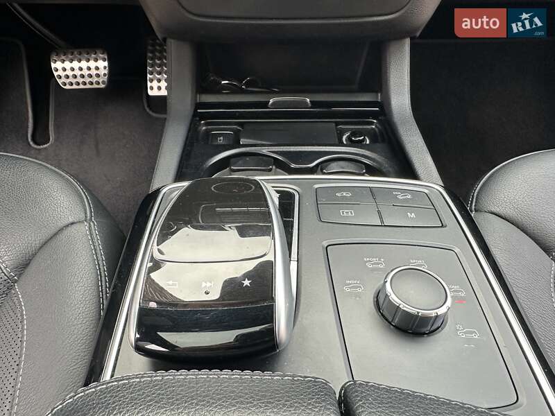 Внедорожник / Кроссовер Mercedes-Benz GLE-Class Coupe 2016 в Киеве фото 19 Внедорожник / Кроссовер Mercedes-Benz GLE-Class Coupe 2016 в Киеве