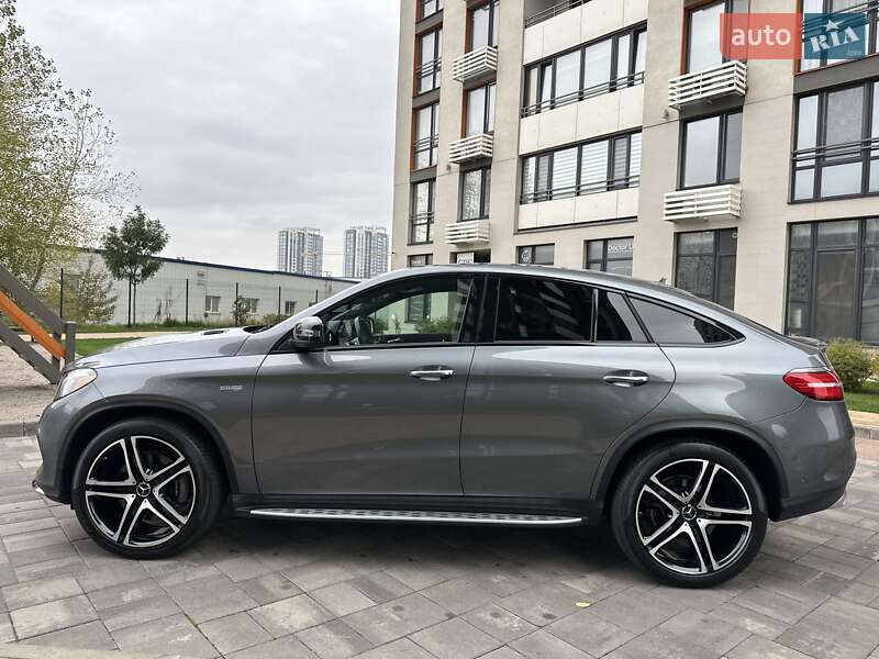 Внедорожник / Кроссовер Mercedes-Benz GLE-Class Coupe 2016 в Киеве фото 6 Внедорожник / Кроссовер Mercedes-Benz GLE-Class Coupe 2016 в Киеве