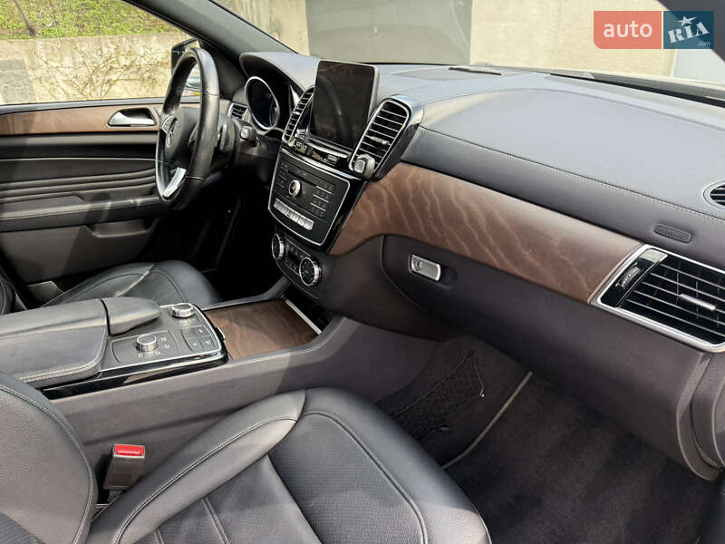 Внедорожник / Кроссовер Mercedes-Benz GLE-Class Coupe 2019 в Львове фото 30 Внедорожник / Кроссовер Mercedes-Benz GLE-Class Coupe 2019 в Львове