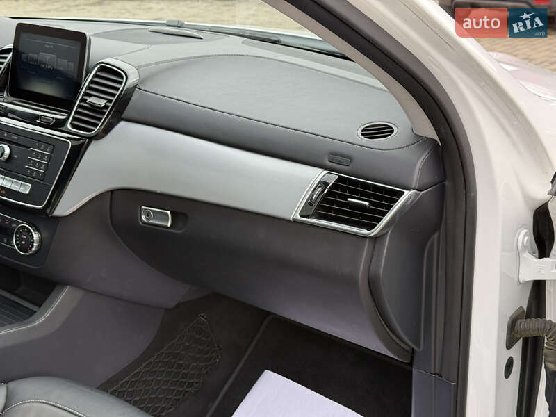 Позашляховик / Кросовер Mercedes-Benz GLE-Class Coupe 2017 в Тернополі фото 95 Позашляховик / Кросовер Mercedes-Benz GLE-Class Coupe 2017 в Тернополі