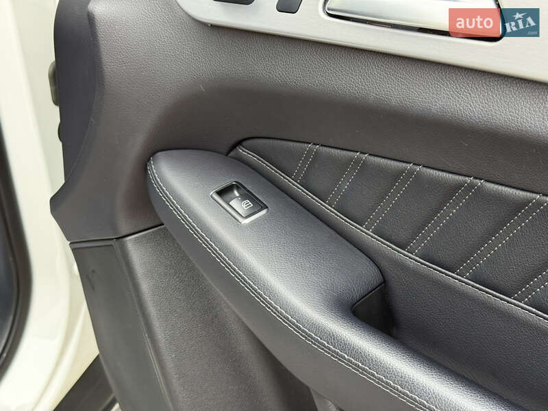 Позашляховик / Кросовер Mercedes-Benz GLE-Class Coupe 2017 в Тернополі фото 99 Позашляховик / Кросовер Mercedes-Benz GLE-Class Coupe 2017 в Тернополі