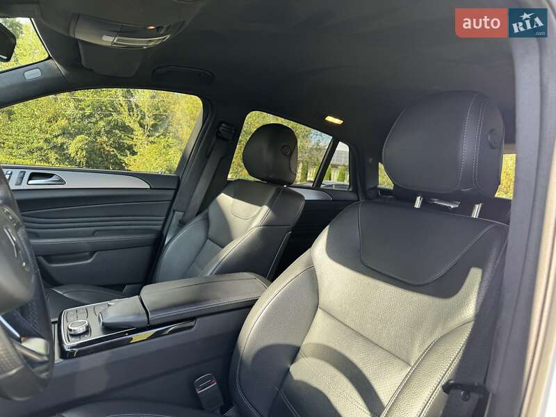 Внедорожник / Кроссовер Mercedes-Benz GLE-Class Coupe 2016 в Черновцах фото 27 Внедорожник / Кроссовер Mercedes-Benz GLE-Class Coupe 2016 в Черновцах