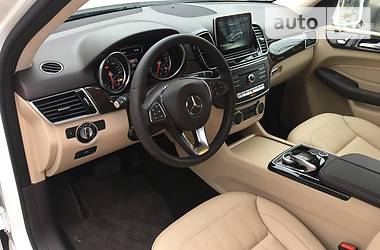 Позашляховик / Кросовер Mercedes-Benz GLE-Class 2016 в 